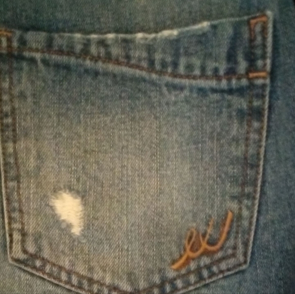 Express Jeans Denim Skirt Distressed Size 4 - Picture 7 of 8